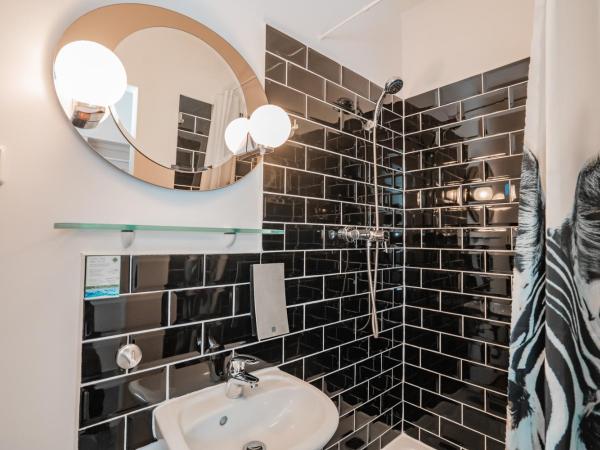 Motel Home Berlin : photo 8 de la chambre chambre double