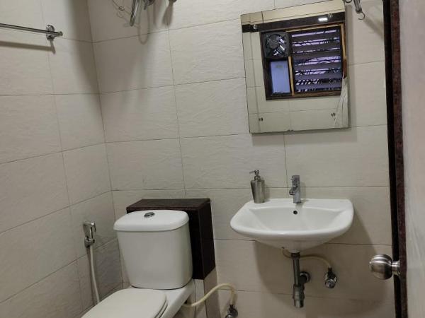 Hotel Rose Mansion Manyata Tech Park : photo 2 de la chambre suite deluxe