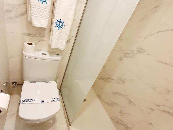 Hotel Maritimo : photo 8 de la chambre chambre avec terrasse - 2 lits