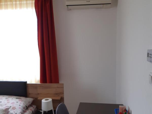 M47 Vendégház-Airport : photo 1 de la chambre appartement