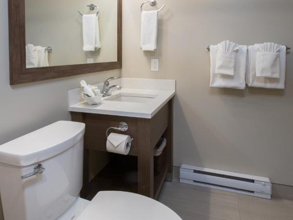 The Embassy Inn : photo 3 de la chambre chambre lit queen-size