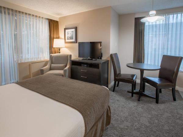 The Embassy Inn : photo 9 de la chambre chambre lit queen-size