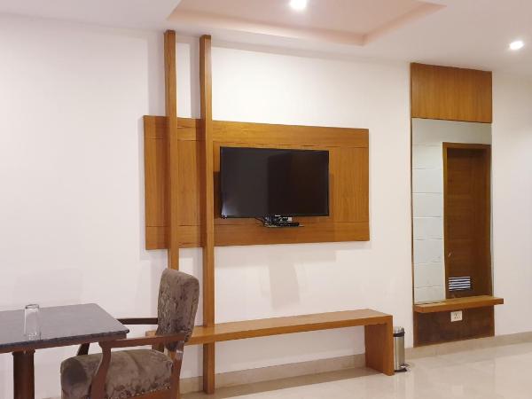 Hotel Shalimar Palace : photo 5 de la chambre suite