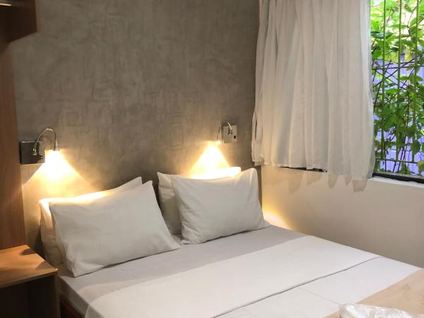 Anhembi Hostel : photo 2 de la chambre chambre double ou lits jumeaux