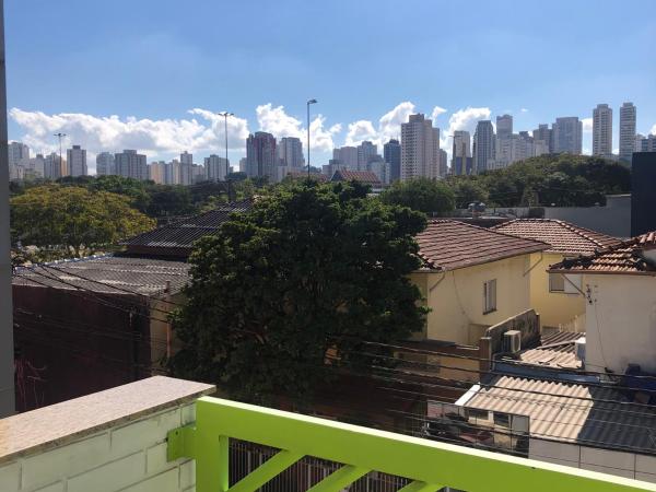 Anhembi Hostel : photo 4 de la chambre chambre double avec balcon (lit double)