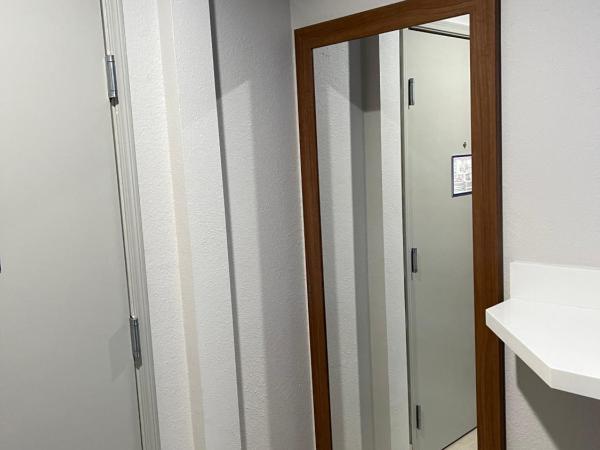 Holiday Inn Express & Suites - Indianapolis Northwest, an IHG Hotel : photo 1 de la chambre chambre standard avec 2 lits queen-size