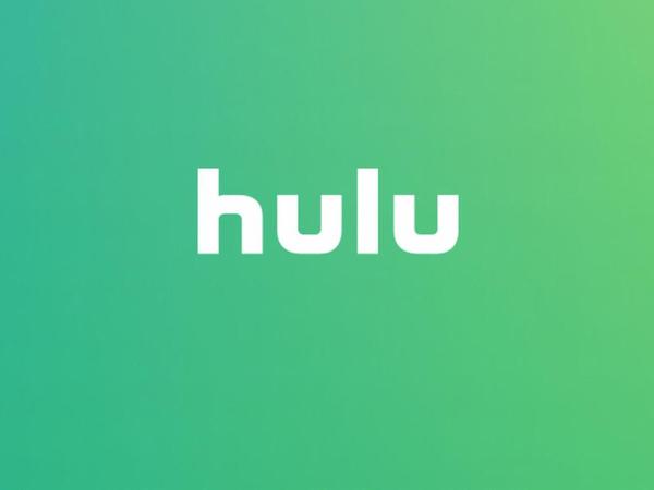 Hollywood Rentals LLC : photo 8 de la chambre chambre simple avec salle de bains commune