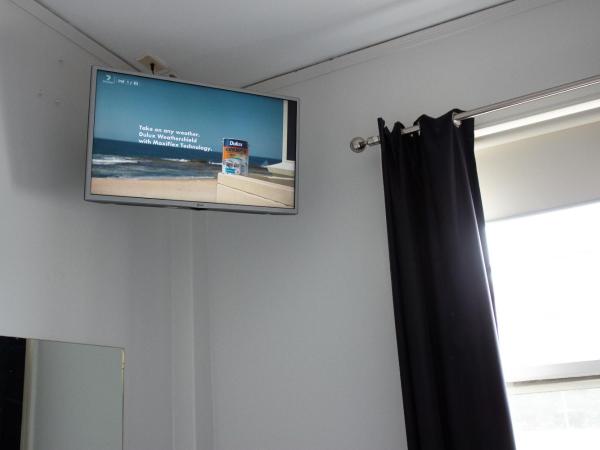 Grand Hotel Rockdale : photo 3 de la chambre chambre simple Économique avec salle de bains commune