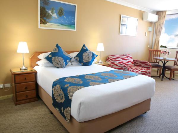 Ryde Inn : photo 1 de la chambre chambre lit queen-size avec canapé-lit