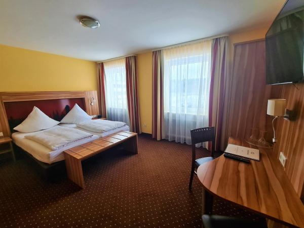 Hotel Silberhorn : photo 3 de la chambre chambre double standard