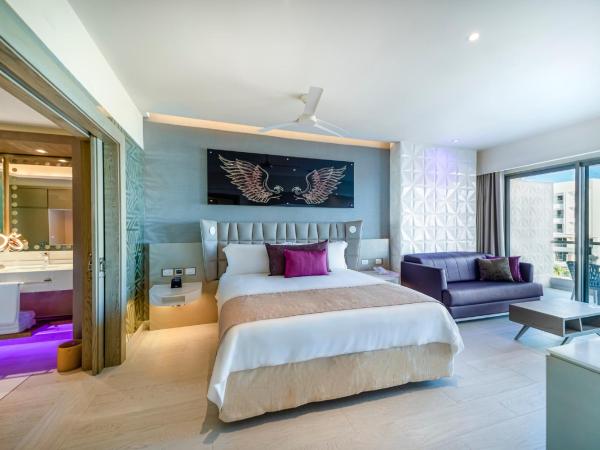 Planet Hollywood Cancun, An Autograph Collection All-Inclusive Resort : photo 1 de la chambre suite directors 1 chambre
