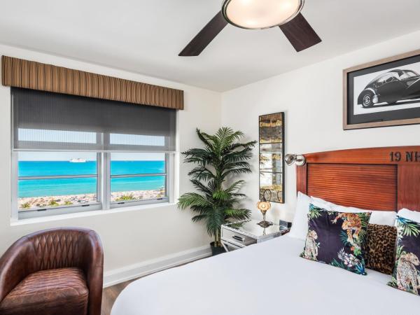 National Hotel, An Adult Only Oceanfront Resort : photo 1 de la chambre chambre lit king-size - vue sur océan