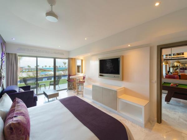 Planet Hollywood Cancun, An Autograph Collection All-Inclusive Resort : photo 6 de la chambre suite producers 2 chambres star class
