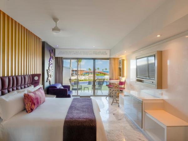 Planet Hollywood Cancun, An Autograph Collection All-Inclusive Resort : photo 3 de la chambre suite producers 2 chambres star class