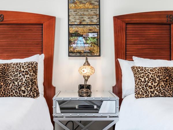 National Hotel, An Adult Only Oceanfront Resort : photo 3 de la chambre chambre classique avec 2 lits - vue limitée - Étage inférieur