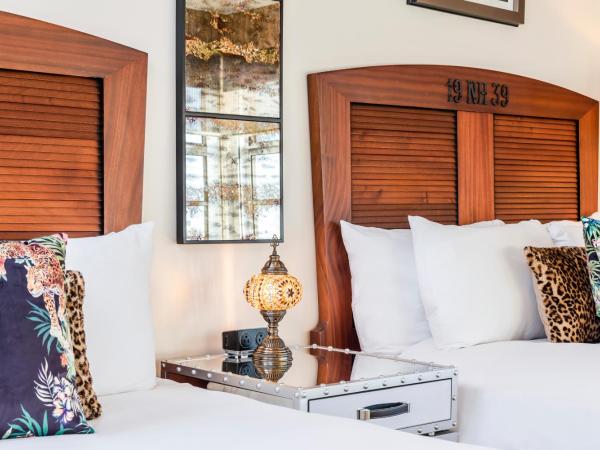 National Hotel, An Adult Only Oceanfront Resort : photo 2 de la chambre chambre classique avec 2 lits - vue limitée - Étage inférieur