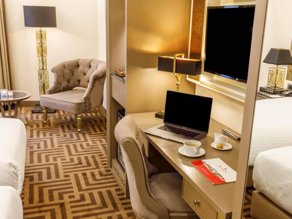 Ramada by Wyndham Istanbul Golden Horn : photo 3 de la chambre chambre deluxe avec 2 lits simples - vue sur ville