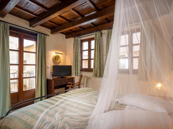 Palazzino Di Corina : photo 8 de la chambre chambre supérieure - vue sur vieille ville