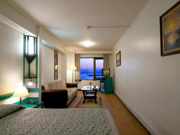 Kadıköy Rıhtım Hotel : photo 1 de la chambre chambre double ou lits jumeaux