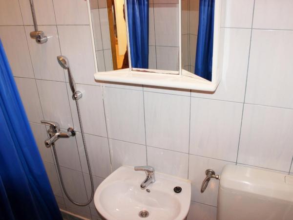 Rooms Lazareti : photo 7 de la chambre chambre double avec terrasse commune