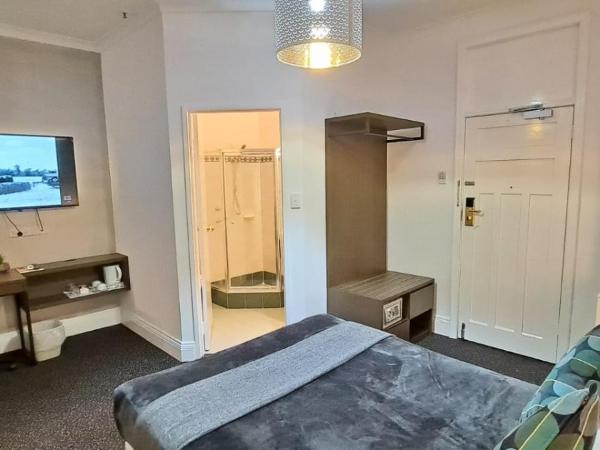 Criterion Hotel Perth : photo 1 de la chambre chambre standard lit queen-size