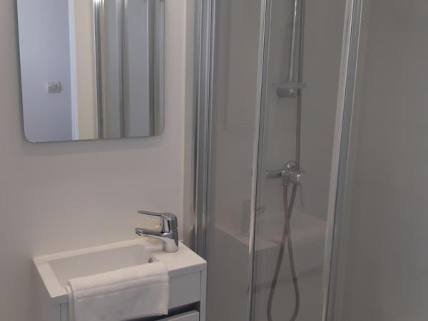 Hôtel de La Croix de Malte : photo 1 de la chambre chambre double