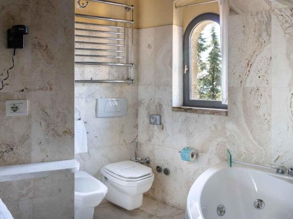 Castello Di Monterone : photo 5 de la chambre chambre double ou lits jumeaux avec vue - chambre panoramique