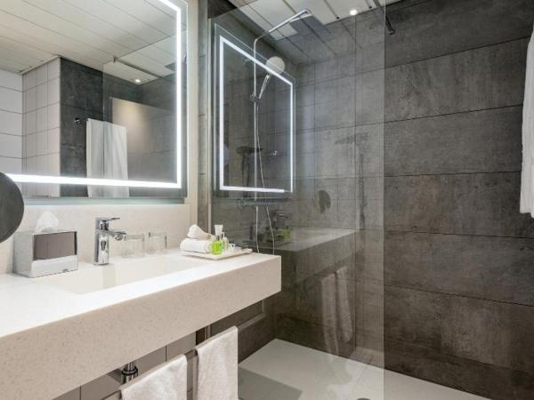 NH Collection Berlin Mitte am Checkpoint Charlie : photo 7 de la chambre room #6057063