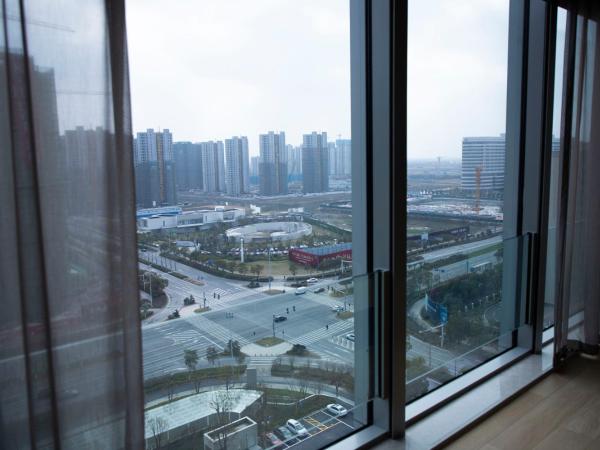 Hyatt Regency Ningbo Hangzhou Bay : photo 6 de la chambre chambre lits jumeaux - accès au club