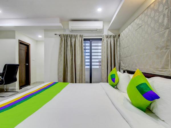 Treebo Sampradaya Bistro, Mailasandra : photo 1 de la chambre [sanitized] standard double room