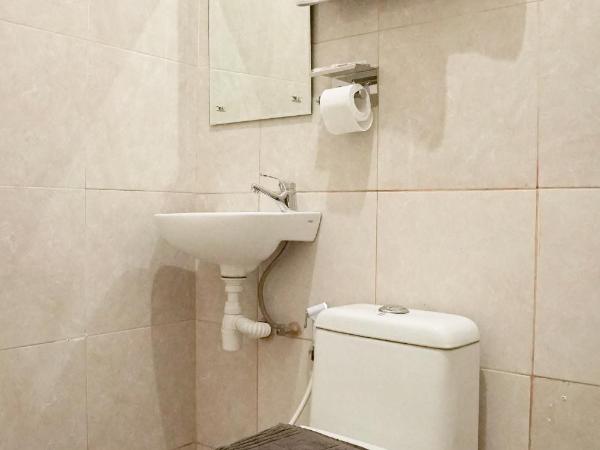 Airlangga Hotel : photo 6 de la chambre chambre familiale