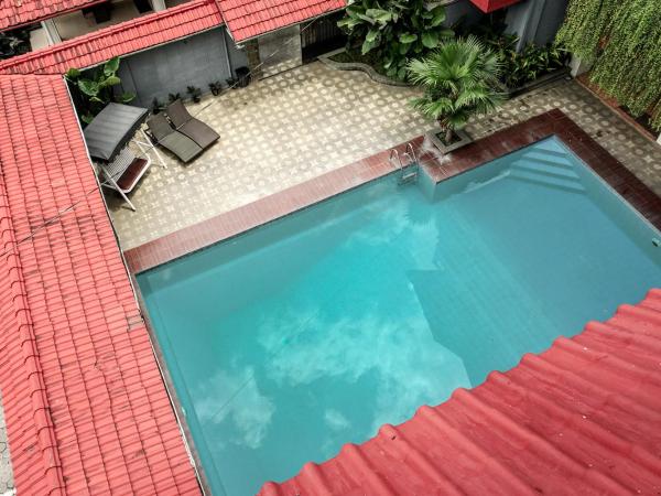 Airlangga Hotel : photo 4 de la chambre chambre familiale