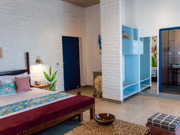 The Sierra - By The Lake : photo 5 de la chambre elite room with balcony