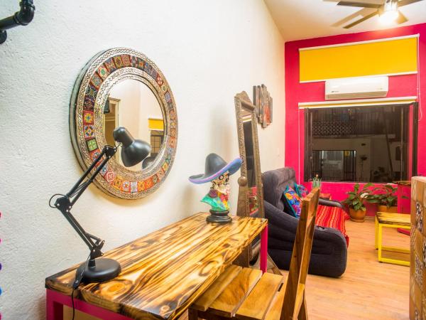 CASA MARÍA MALECÓN : photo 7 de la chambre studio lit king-size deluxe