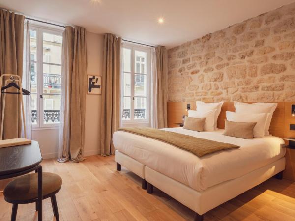 Tinah Paris, Champs Elysées : photo 4 de la chambre chambre double supérieure