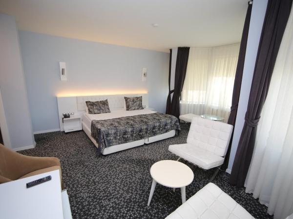 Grand Nora Hotel : photo 7 de la chambre chambre triple standard