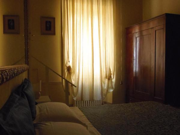 Hotel Morlacchi : photo 2 de la chambre chambre double