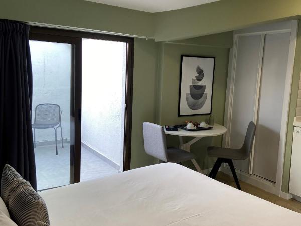 L&H La Latina Selection : photo 3 de la chambre hébergement mansardé deluxe avec terrasse
