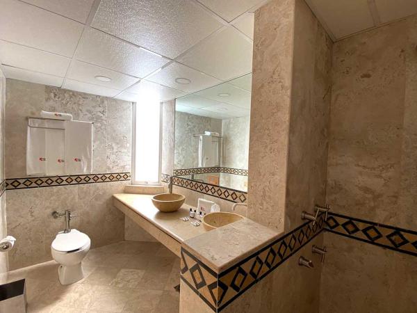 Hotel Lord : photo 3 de la chambre chambre double avec 2 lits doubles