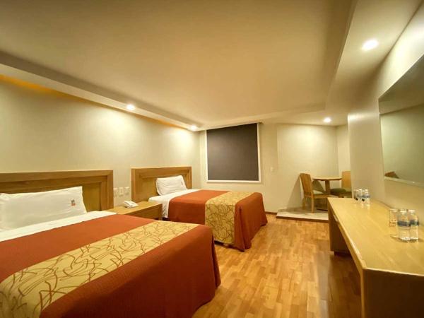 Hotel Lord : photo 4 de la chambre chambre double avec 2 lits doubles