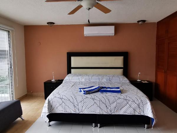 Jardín Mérida : photo 4 de la chambre chambre triple avec balcon