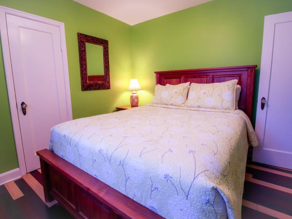 James Bay Inn Hotel, Suites & Cottage : photo 4 de la chambre gîte 2 chambres