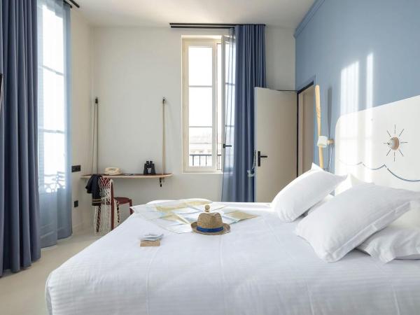 L'Eautel Toulon Centre Port : photo 2 de la chambre chambre pont supérieur - accès rooftop et bassin inclus