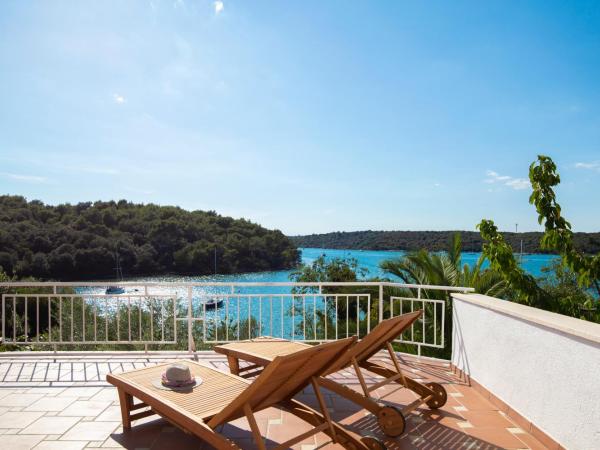 La Casa Ingrid - Couple's Paradise : photo 2 de la chambre appartement - rez-de-chaussée