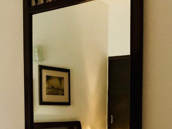 Thikana Delhi ( Boutique B&B) : photo 5 de la chambre chambre double standard