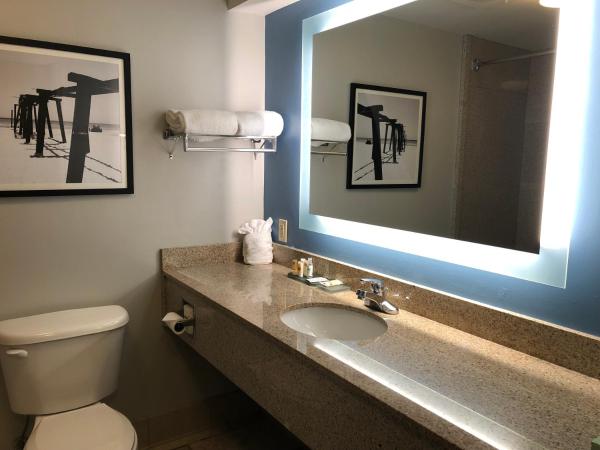 La Quinta by Wyndham PCB Coastal Palms : photo 1 de la chambre chambre lit king-size exécutive