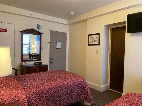 Oasis Guest House : photo 4 de la chambre chambre lits jumeaux standard avec salle de bains privative