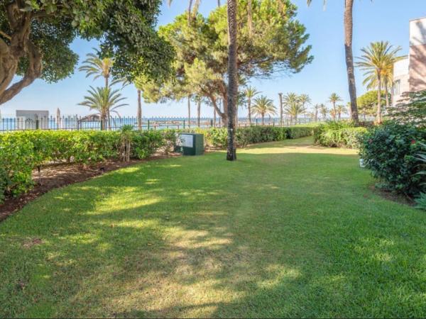 Puerto Banús Beach Apartments : photo 3 de la chambre appartement - vue sur mer