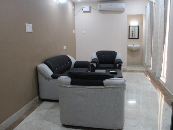 THE CHENNAI INN : photo 5 de la chambre suite lit king-size