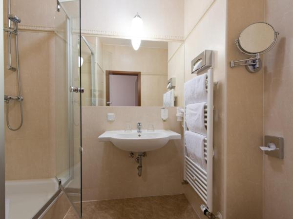 Hotel & Apartments Zarenhof Berlin Prenzlauer Berg : photo 6 de la chambre chambre confort